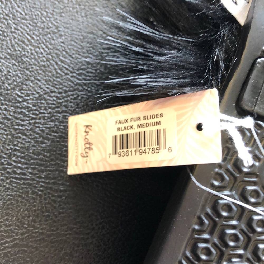 Knotty black fur slides - Picture 5 of 7